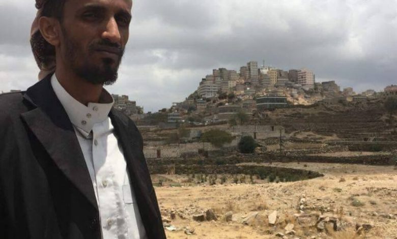 السلطات الإماراتية تخلي سبيل رجل دين سلفي بعدن عقب اعتقال دام عام و9 أشهر
