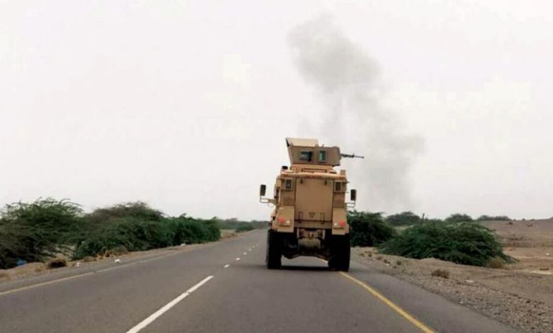 القوات المشتركة تطوّق مطار الحديدة وتتقدم شرقاً لقطع طريق صنعاء