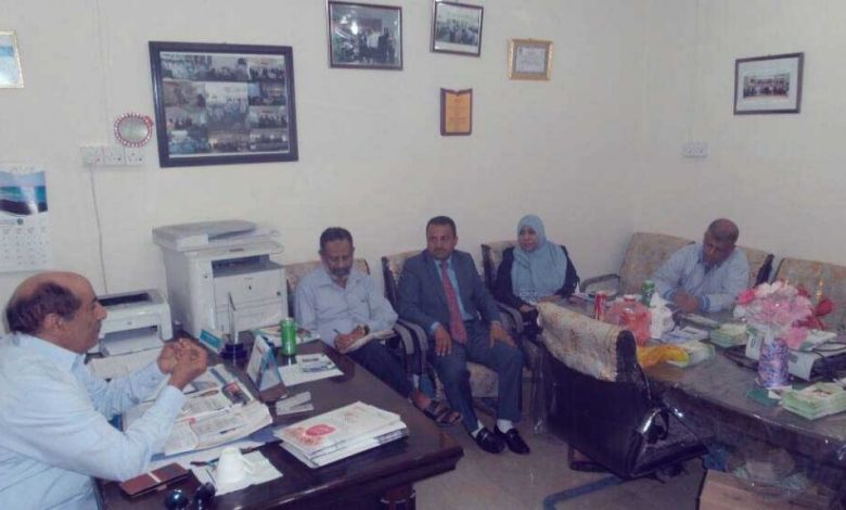وفد منظمة حضرموت الصحية في زيارة لمركز السكري بالمستشفى الجمهوري في العاصمة المؤقتة عدن