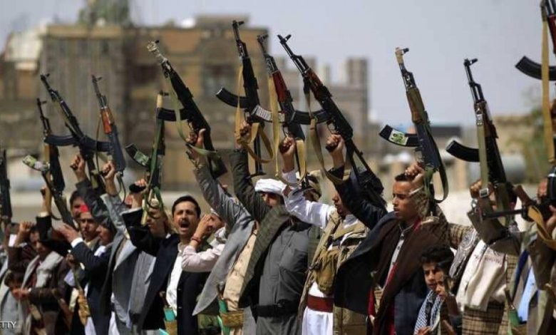 خلافات الحوثيين تتصاعد مع تضييق الخناق عليهم