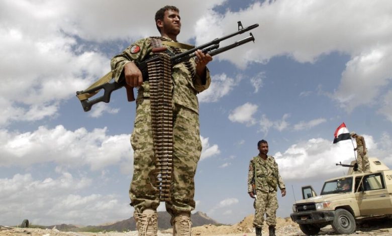 الجيش اليمني: قد نلجأ للإنزال البحري والجوي في الحديدة