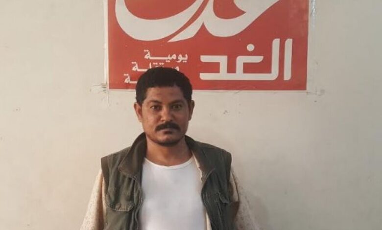 مواطن من لحج : قاضي استئناف عدن اختطفني  واجبرني على توقيع اوراق بالقوة تحت تهديد السلاح