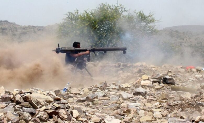 معارك عنيفة غرب الجوف.. ومقتل 25 حوثياً