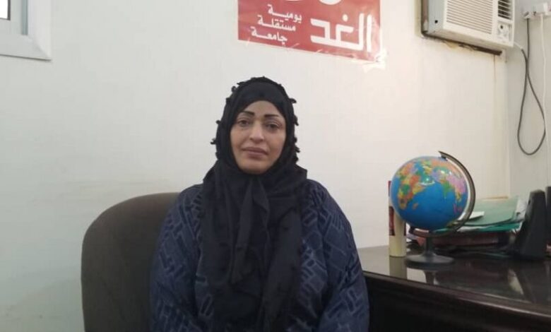 مواطنة من عدن تطالب انصافها بعد الاستيلاء على ارضيتها بدار سعد