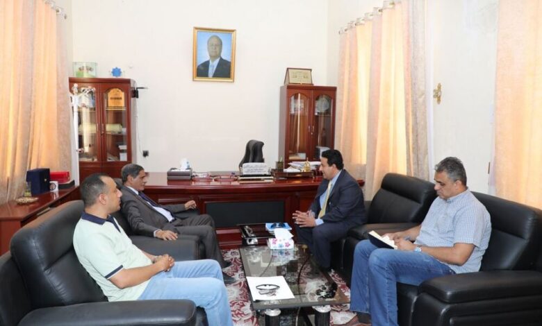 محافظ حضرموت يلتقي مسؤول الشراكة بمكتب الأمم المتحدة باليمن لخدمات المشاريع