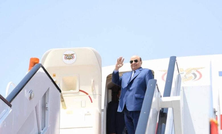 رئيس الجمهورية يصل الرياض قادما من القاهرة