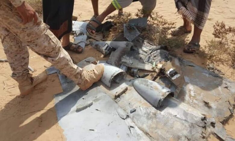 الجيش الوطني يسقط طائرة تجسس للحوثيين بحيران حجة