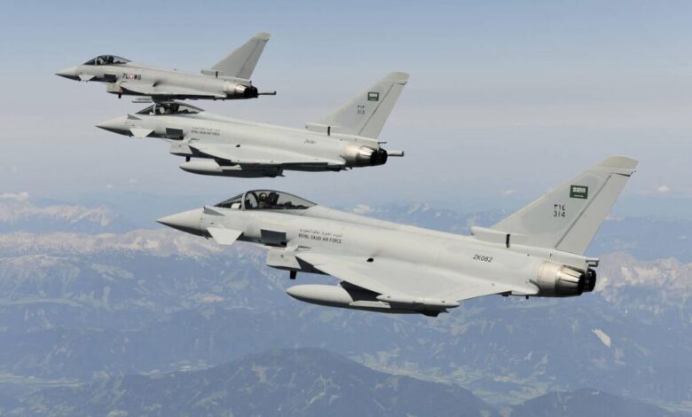 إسبانيا تقرر تسليم السعودية 400 قنبلة موجهة بالليزر
