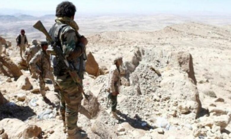 الجيش اليمني يتقدم في جبال مران ويقترب من مناطق مركزية في الجميمة