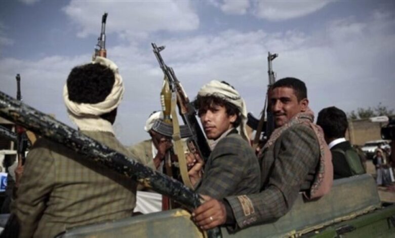 مناهج "الحوثي" تهدم العقيدة وتغتال الطفولة.. هل دعمت الأمم المتحدة طباعتها؟