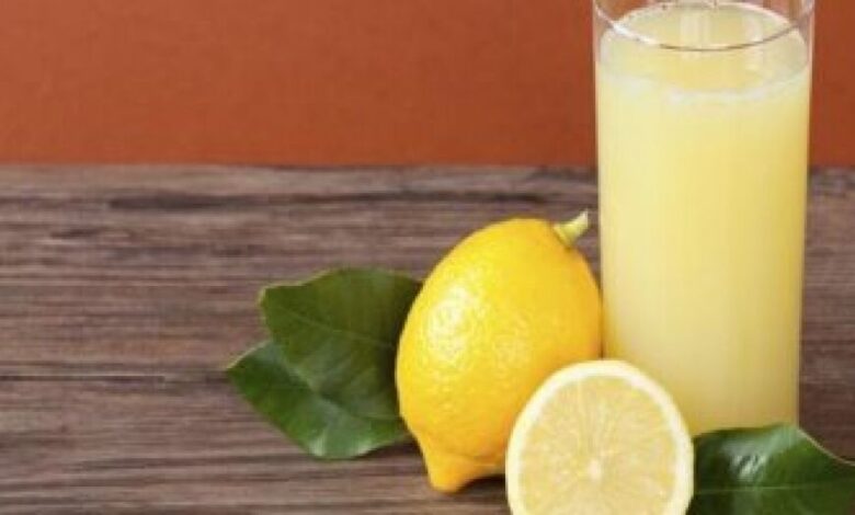 عصير الليمون.. يحافظ على صحة القلب والكبد ويحمى من زيادة الوزن
