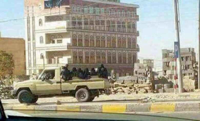 الحوثيون يقمعون «انتفاضة جوعى» بالمدرعات وفرق «الزينبيات»