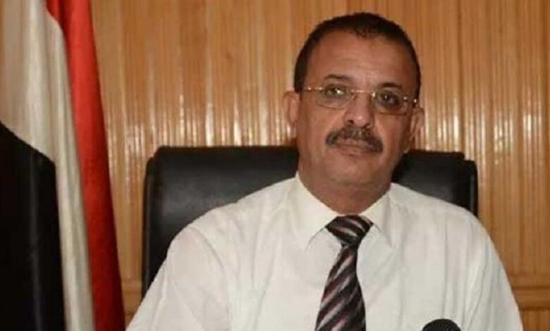 نائب وزير التعليم بحكومة مليشيا الحوثي يصل الرياض وينضم للشرعية