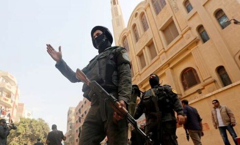 مصر.. مقتل 7 أشخاص في إطلاق نار بمحافظة المنيا و"داعش" يتبنى الهجوم
