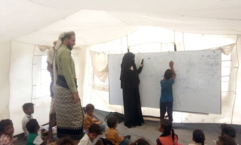 مدير التربية والتعليم بزنجبار يدعو المنظمات الداعمة للاهتمام بالمدارس النائية
