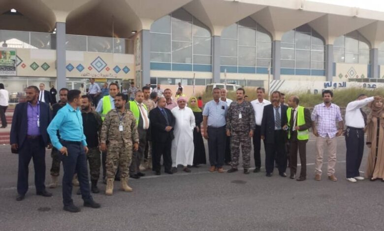 طائرة اليمنية الجديدة تصل عدن