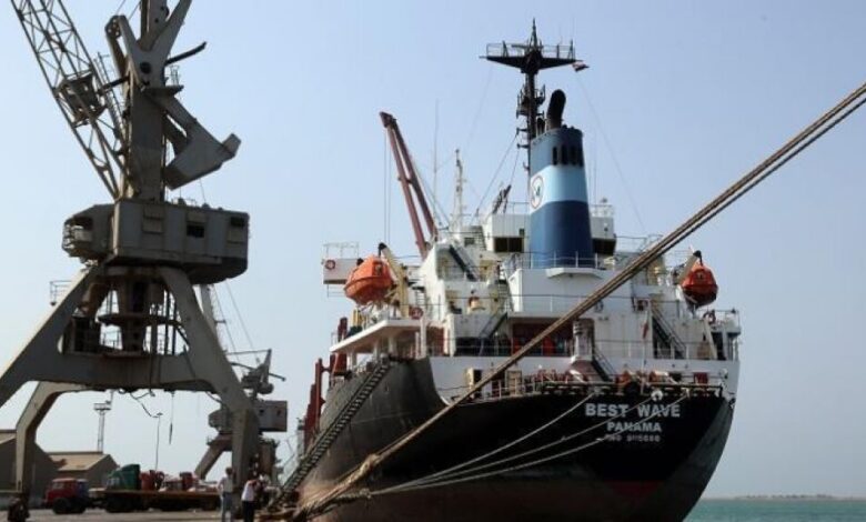 التحالف: ميناء الحديدة لا يزال خاليا من السفن ومليشيا الحوثي تتعمد تعطيلها