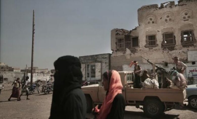 إصابة مدنيين بينهم نساء وأطفال برصاص مليشيات الحوثي في الحديدة"أسماء"