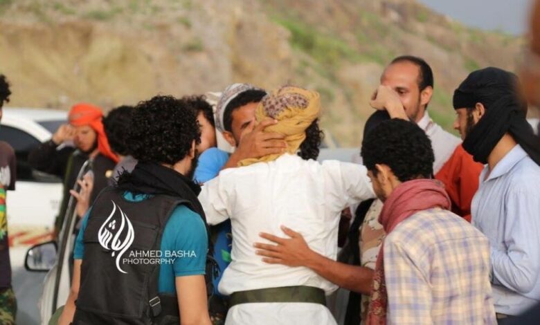 صحافي يكشف سبب قبول ميليشيات الحوثي  تبادل الأسرى مع الشرعية