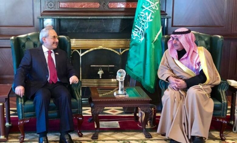 القنصل العام لليمن بجدة يناقش مع أمير منطقة تبوك أوضاع الجالية اليمنية
