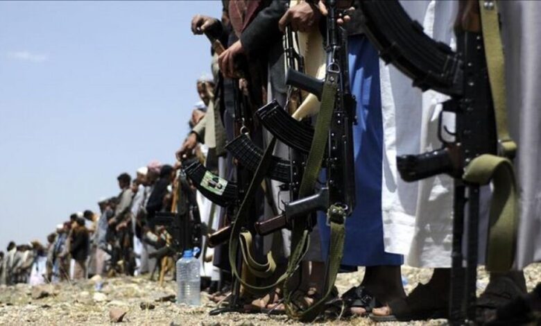 مصرع 7 من ميليشيا الحوثي في قصف للجيش بالضالع