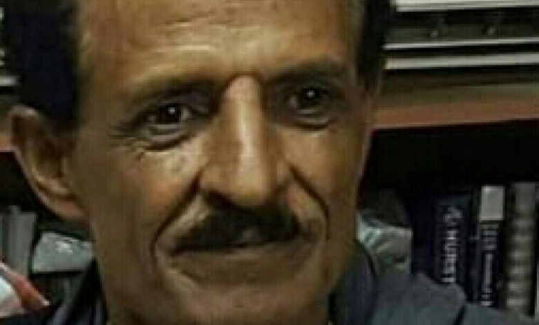 مدير أمن عدن يعزي في وفاة المناضل الشيخ مسعد ناصر المعكر