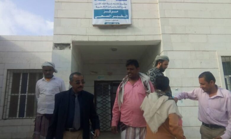 مدير عام مكتب الصحة والسكان بمحافظة أبين يزور مستشفى أحور والخبر والوحدات الصحية