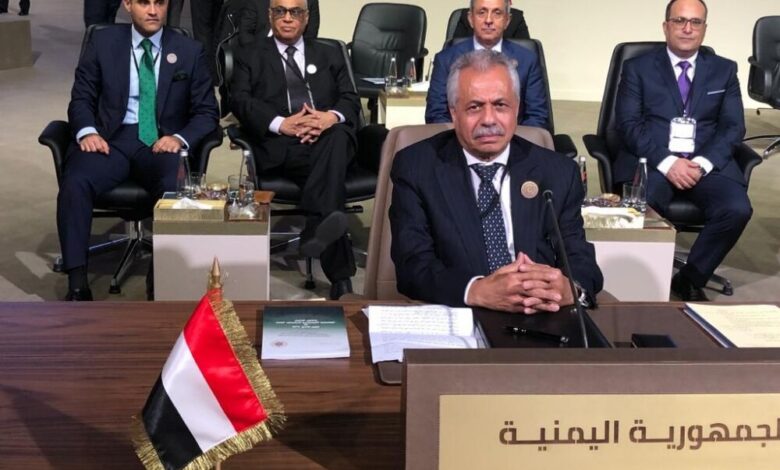وزير التجارة والصناعة : 22 مليون يمني غير مؤمنين غذائيًا وأربعة ملايين نازح ولاجئ جراء انقلاب المليشيا