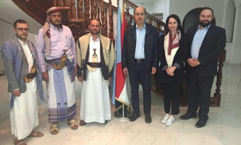 مليشيات الحوثيين ترفض بقاء الرئيس هادي ونائبه في العملية السياسية القادمة