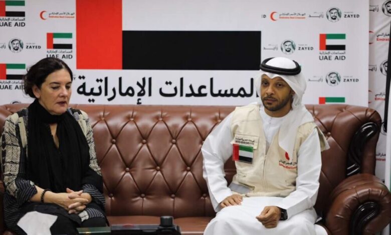 ممثل الهلال الأحمر الإماراتي يلتقي مفوضية شؤون اللاجئين بعدن