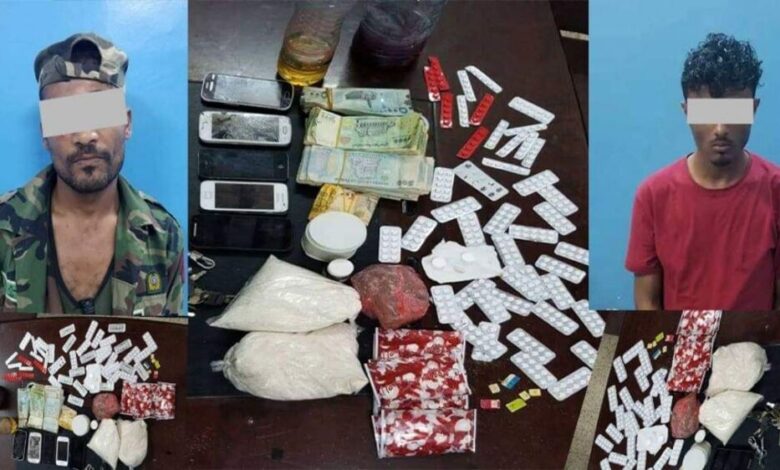 شرطة العريش تلقي القبض على تاجري مخدرات وبحوزتهما كميات كبيرة من الحبوب المخدرة