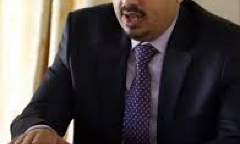 وزير الإعلام في حوار مع«الحياة»: غريفيث يناقض نفسه وكل الاحتمالات في شأن صنعاء مفتوحة