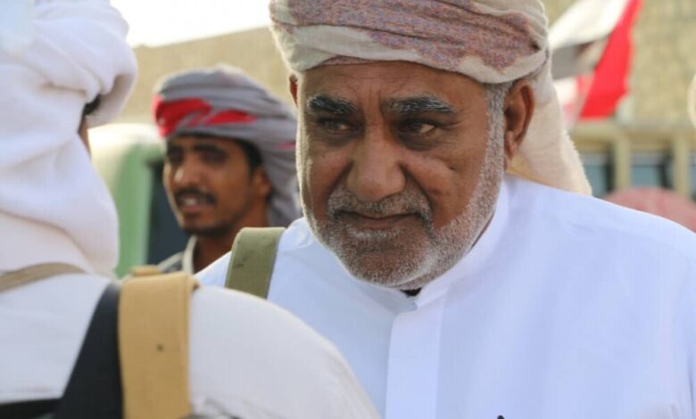 الحريزي يعود من عمان وسط توقعات بتصاعد التوتر في المهرة