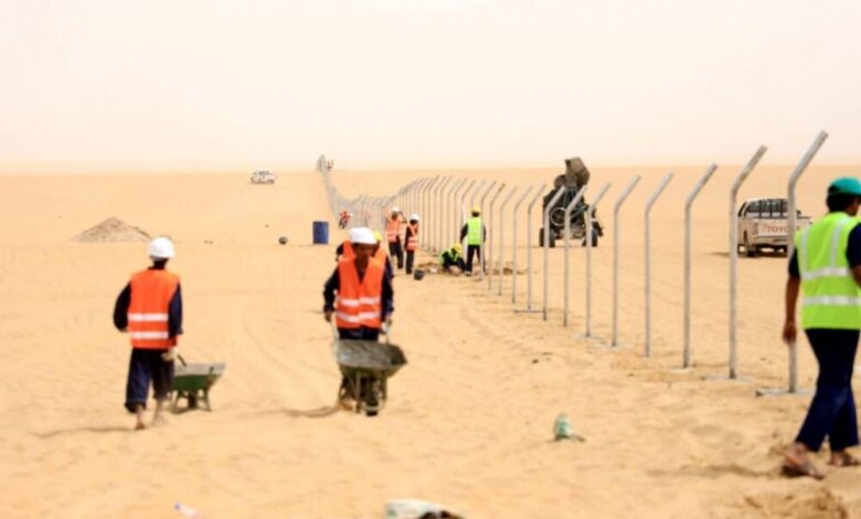 البرنامج السعودي يتفقد سير الأعمال الجارية في مشروع "مطار مأرب الدولي"