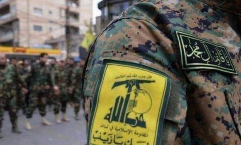 الشرعية تأسف لاحتضان حزب الله اللبناني قنوات الحوثيين