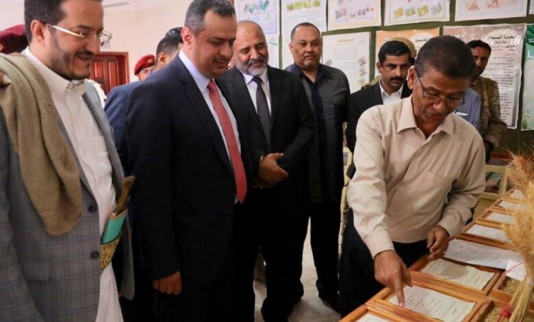 د معين عبدالملك يؤكد ان حضرموت سلة اليمن الغذائية ويوجه بدعم وتحسين وزيادة الانتاج الزراعي
