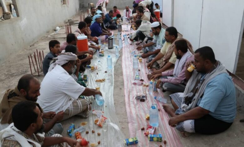 تحت شعار رمضان شهر الخير يجمعنا .. إصلاح أبين يقيم إفطار جماعي للقيادات والشخصيات الإجتماعية في المحافظة