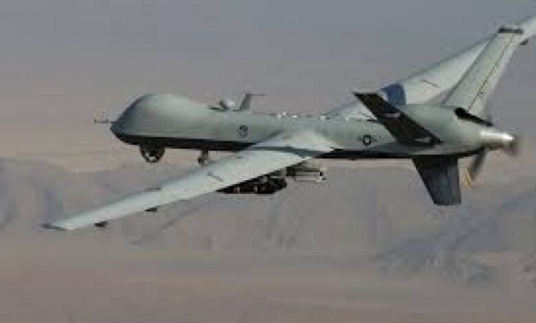 عاجل:  طائرة بدون طيار تابعة للحوثيين تحلق فوق سماء الضالع والمضادات الارضية تتصدى لها