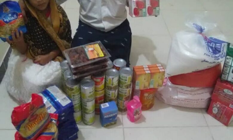 بدعم من فاعل خير .. مؤسسة المهره للأعمال الإنسانية توزيع ( 120 ) سلة غذائية رمضانية للنازحين