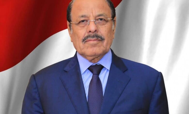 محافظ ابين يهنئ نائب رئيس الجمهورية بالذكرى (29) لعيد الوحدة اليمنية .
