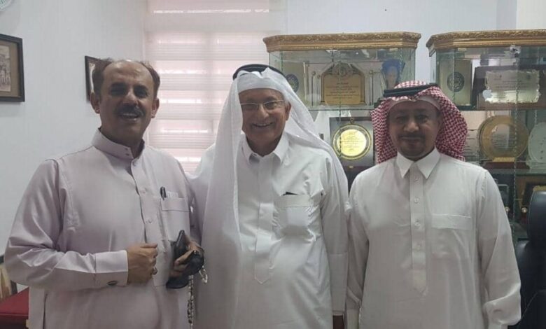 الرياض.. بامحسون يلتقي اللجنة المنظمة لبطولة العالم للملاكمة