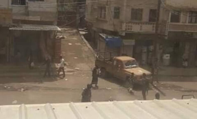عاجل: اشتباكات عنيفة بين فصائل مسلحة في مدينة إب