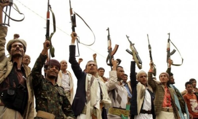تعيينات بالجملة للقيادات الحوثية السلالية في المؤسسات الإيرادية