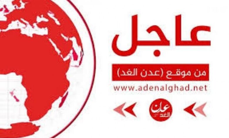 عاجل:  قوة امنية تحاصر منزل الشهيد محمد امزربه