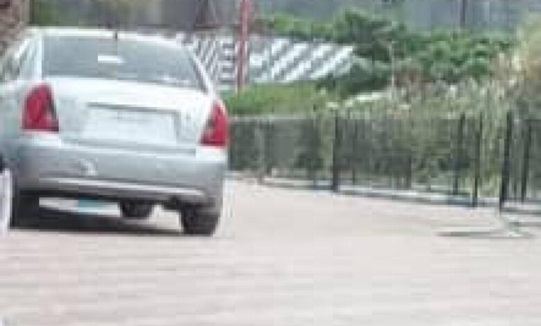 مواطن يعلن عن سرقة سيارته من امام المجلس المحلي بالشيخ عثمان