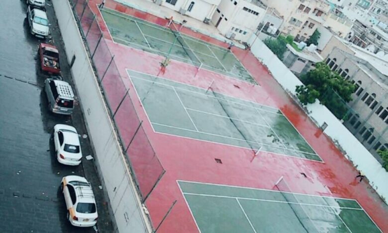 اليوم انطلاق بطولة عدن المفتوحة لكرة التنس على ملاعب نادي التنس العدني