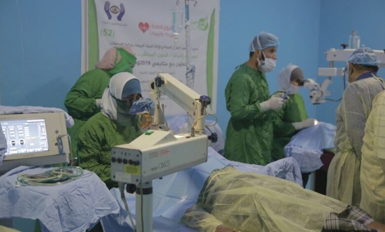 بسبب الإقبال الشديد العون المباشر تقيم مخيماً إضافياً للعيون في عدن عالج (2659) مريضاً