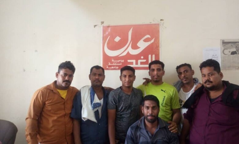 عاملون متعاقدون بالأجر اليومي في الشركة اليمنية للغاز ينُاشدون بصرف مستحقاتهم