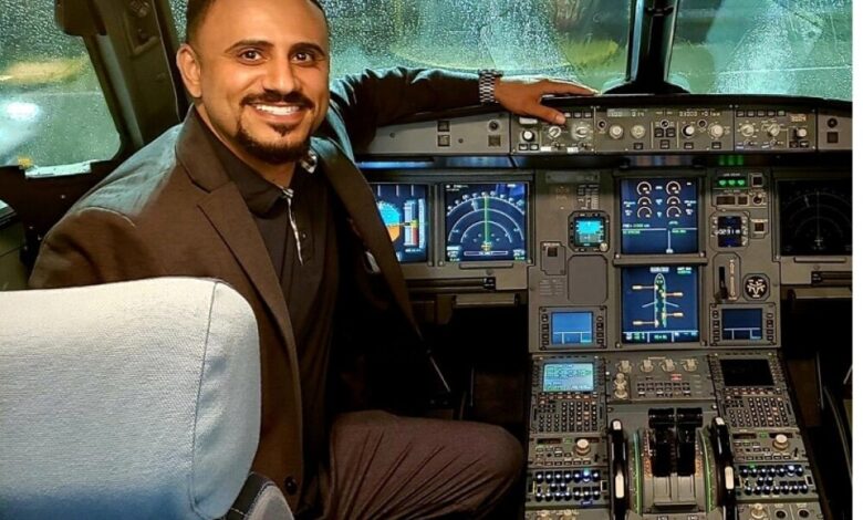 المراقب الجوي  اليمني يحيئ عُبيد لعدن الغد: العالم بحاجة ل 700 ألف طيار خلال العشر سنوات المقبلة