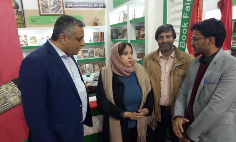 سفير حكومة شباب وأطفال اليمن في القاهرة يلتقي وزير الثقافة مروان دماج على هامش معرض الكتاب